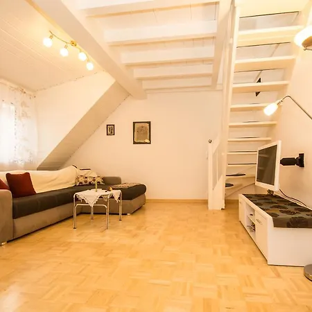 Ferienwohnung Emilia Apartment *